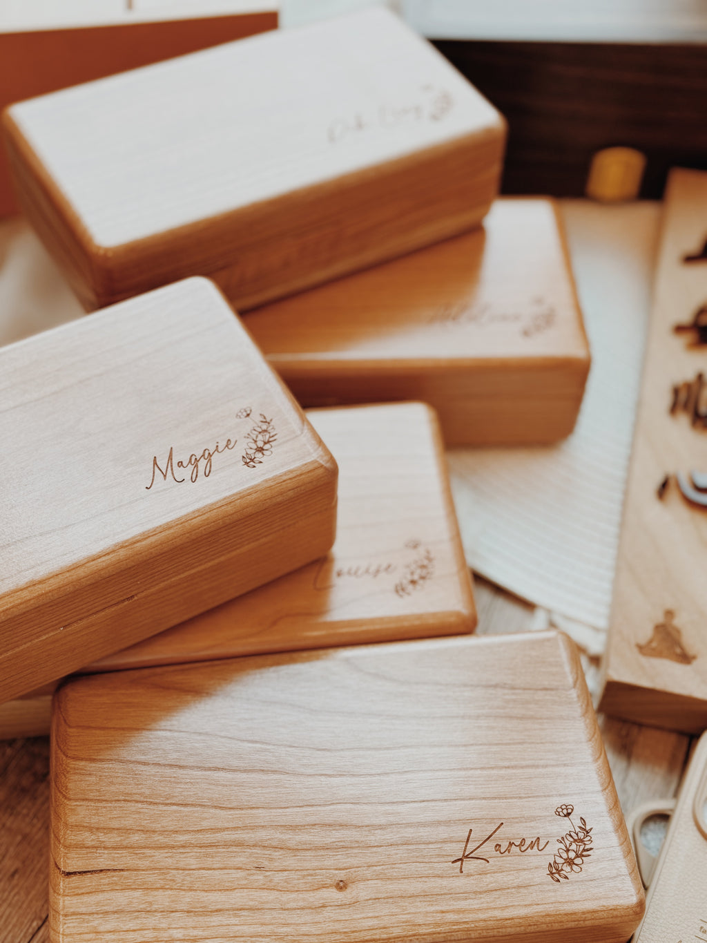 TREASURECOVE | Jewel Box