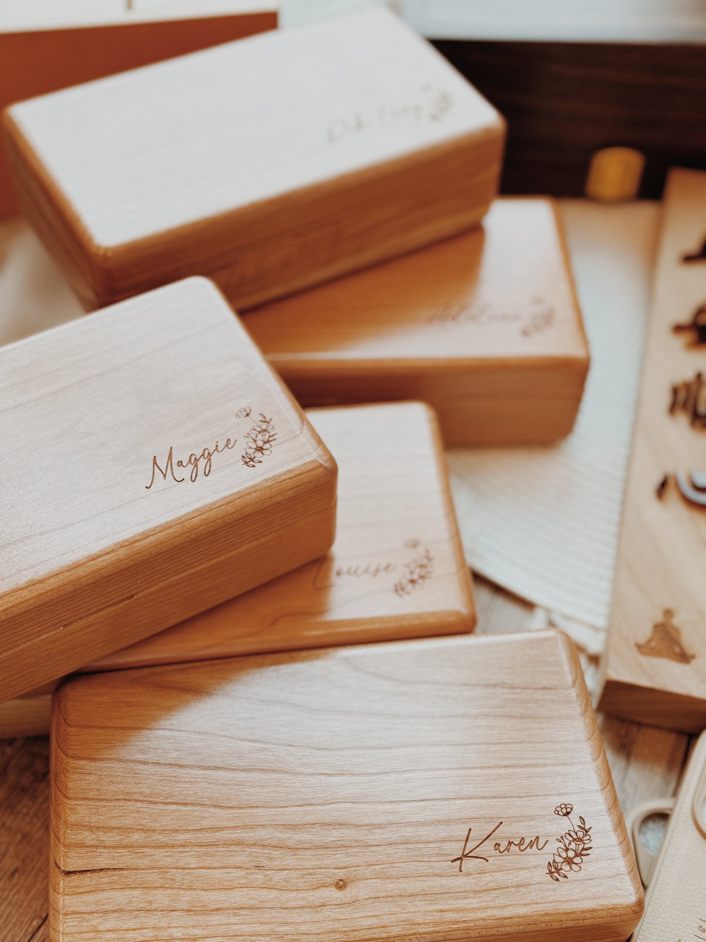 TREASURECOVE | Jewel Box