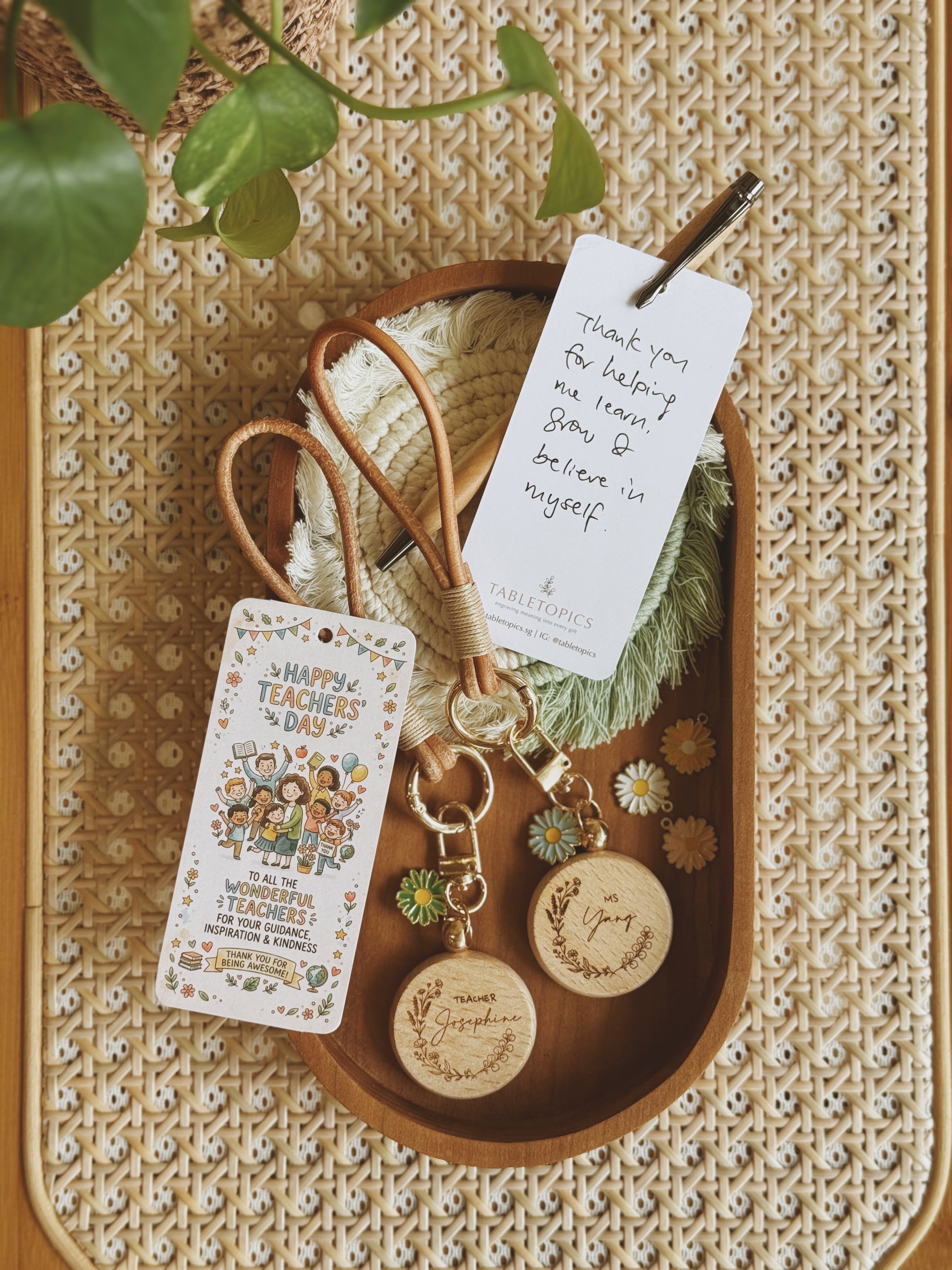 NAGOMI | Daisy Bag Charm