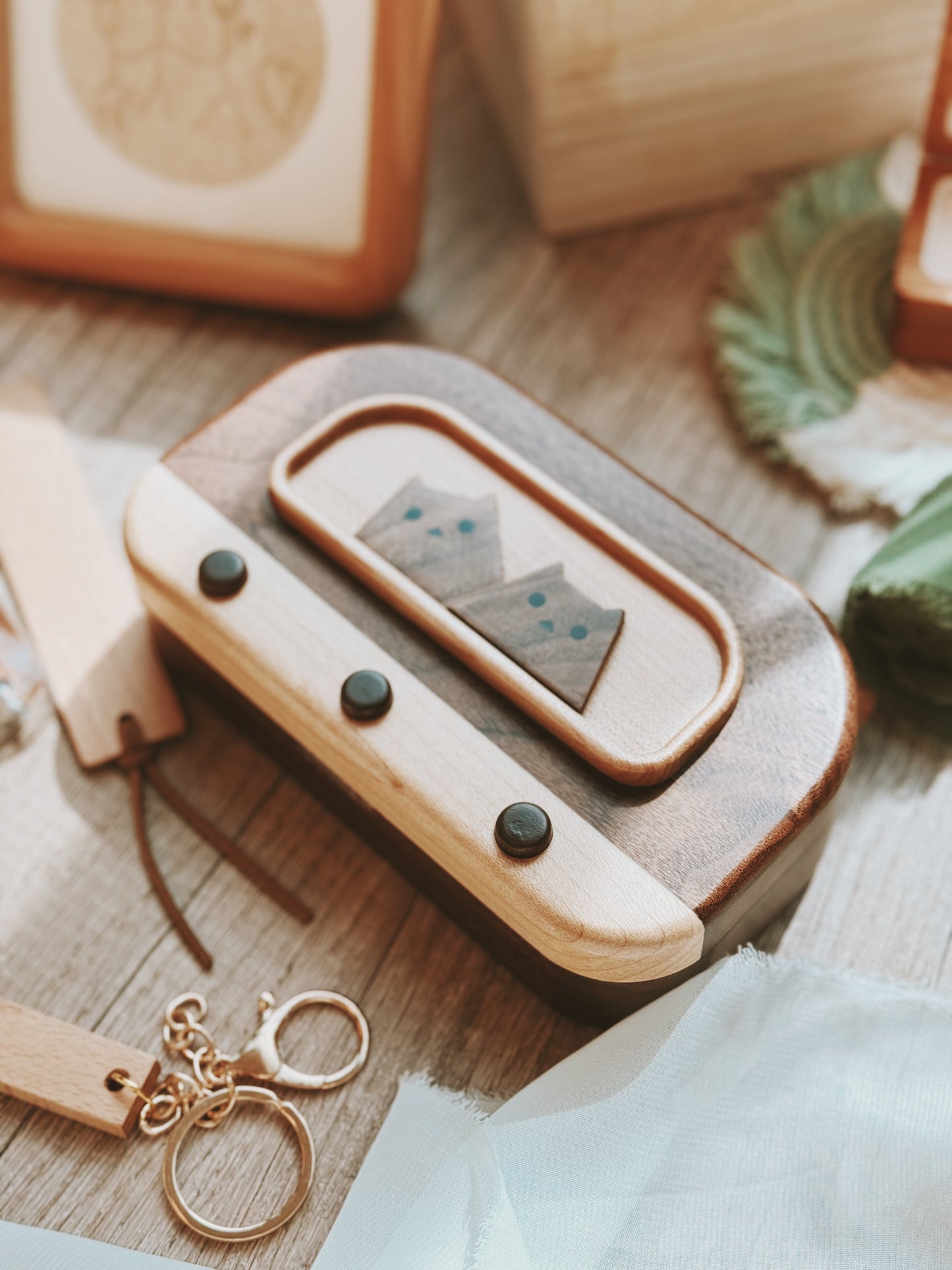FELINE | Jewel Box