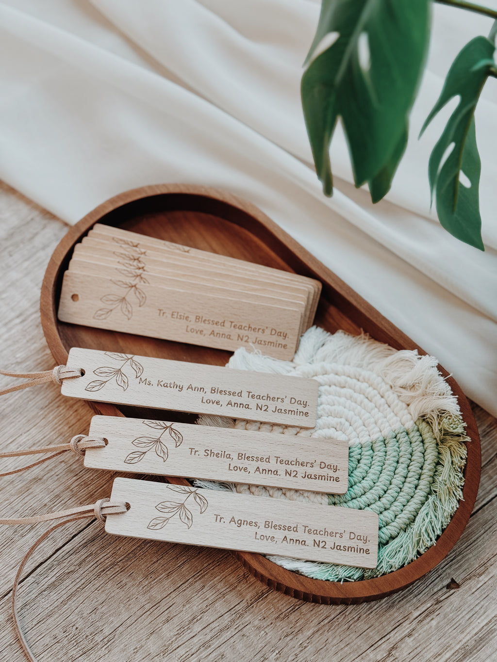 NOA | Bookmark