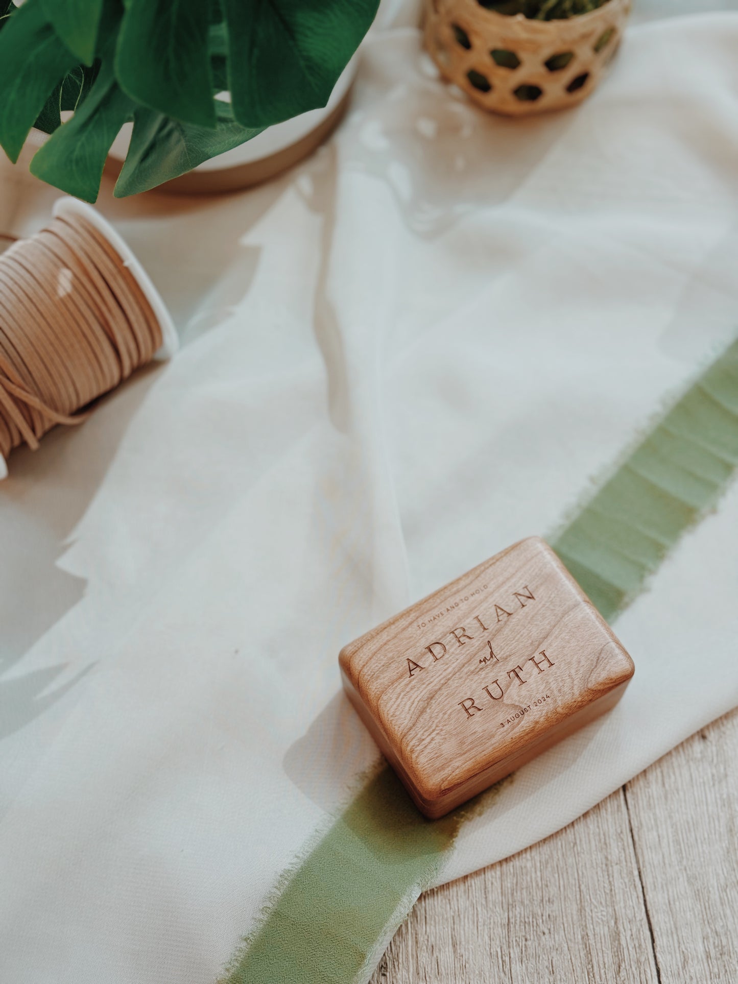 ETERNAL | Couple Rings Box