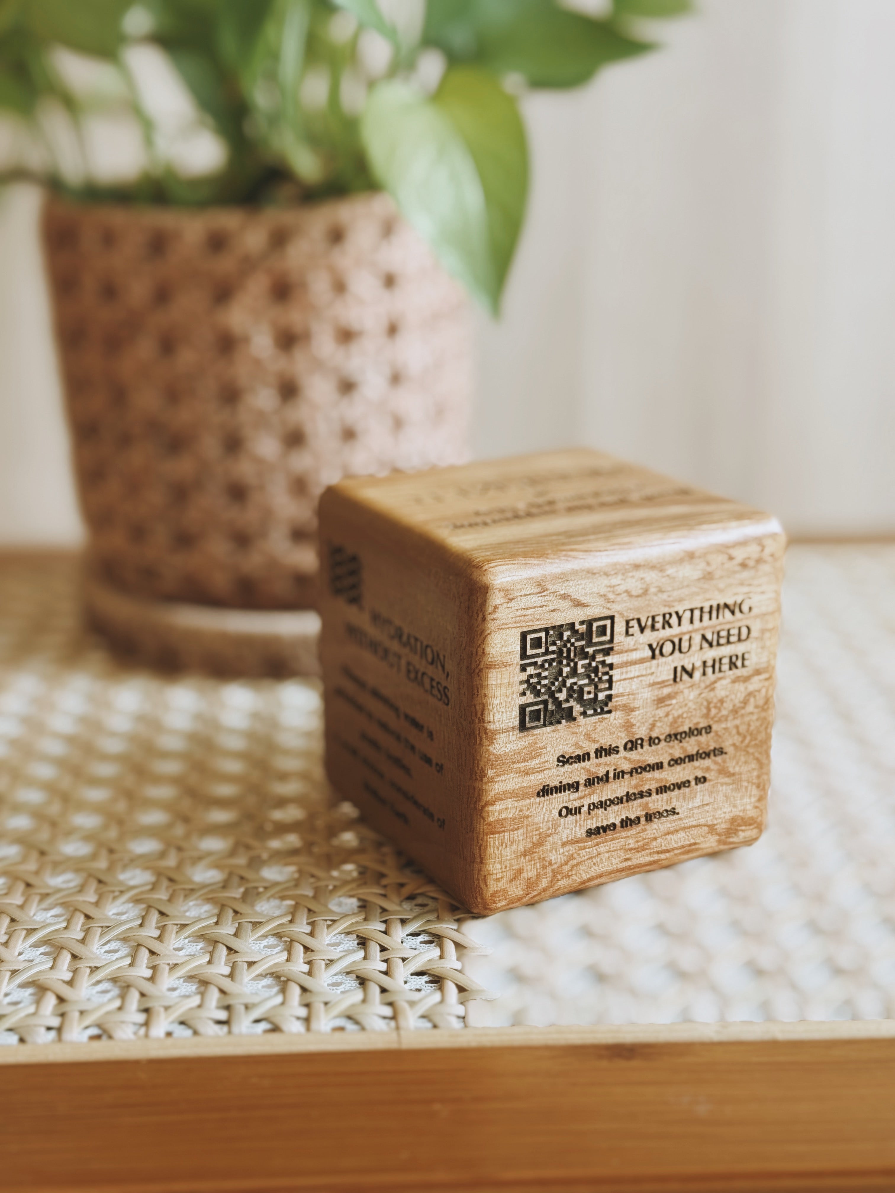 KANSO | Hotel Info Cube [PO]