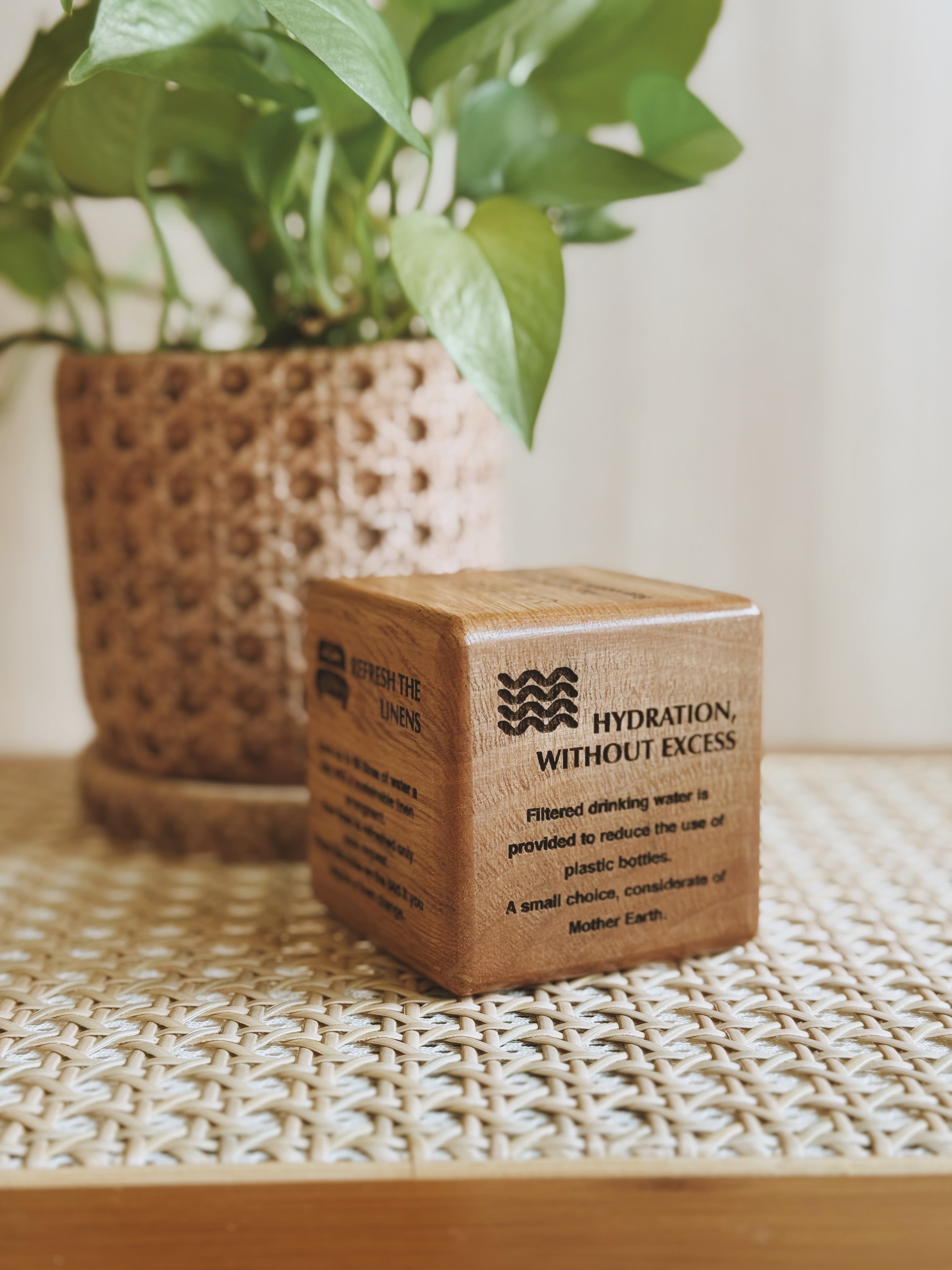 KANSO | Hotel Info Cube [PO]