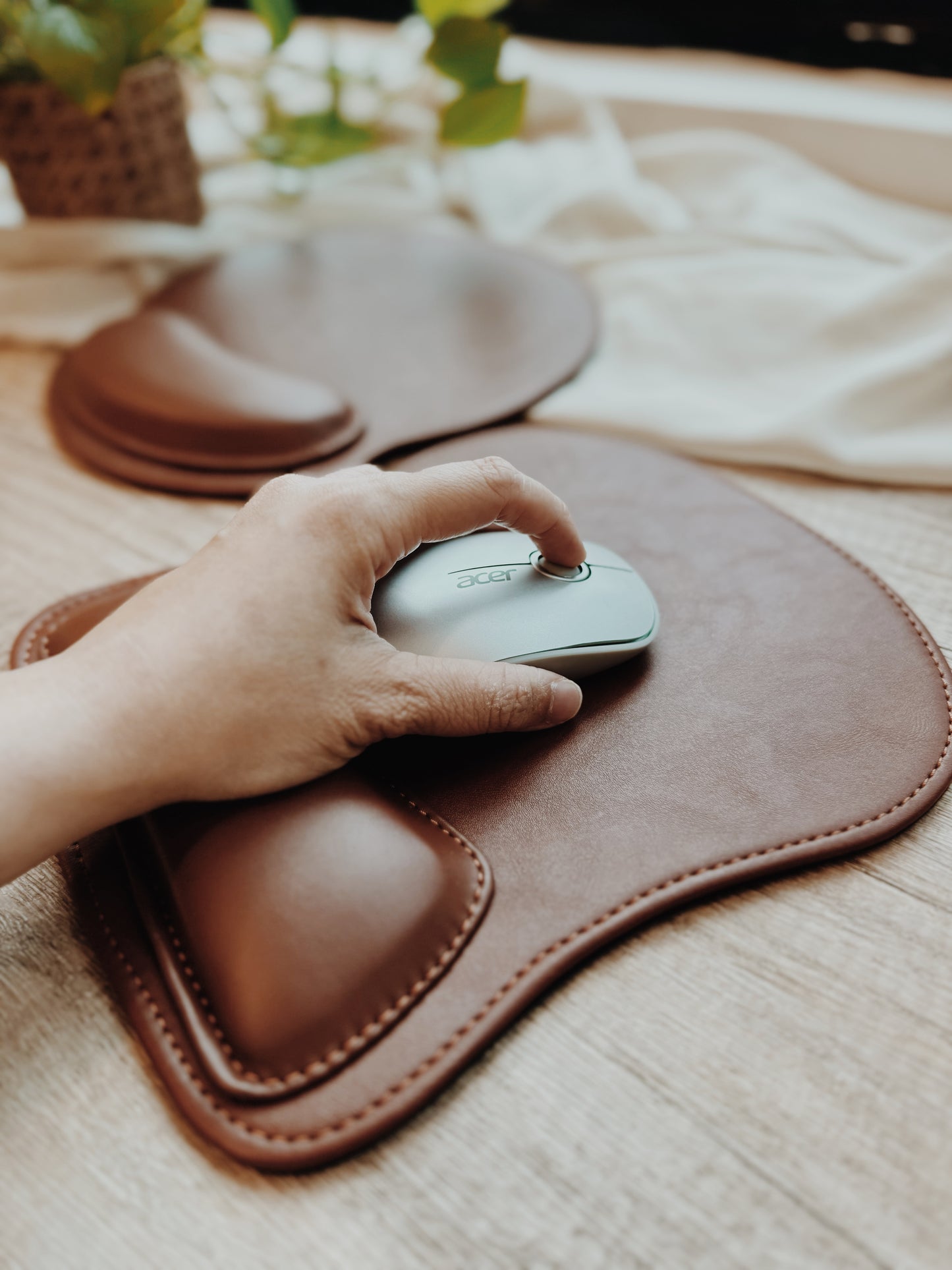 POISE | Mousepad with Wrist Rest