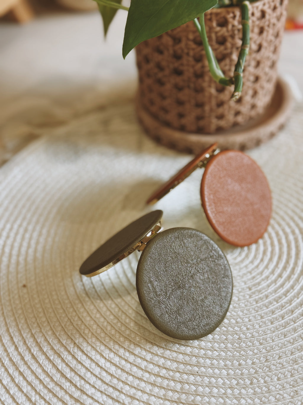 POISE | Bridesmaid Pocket Flip Mirror