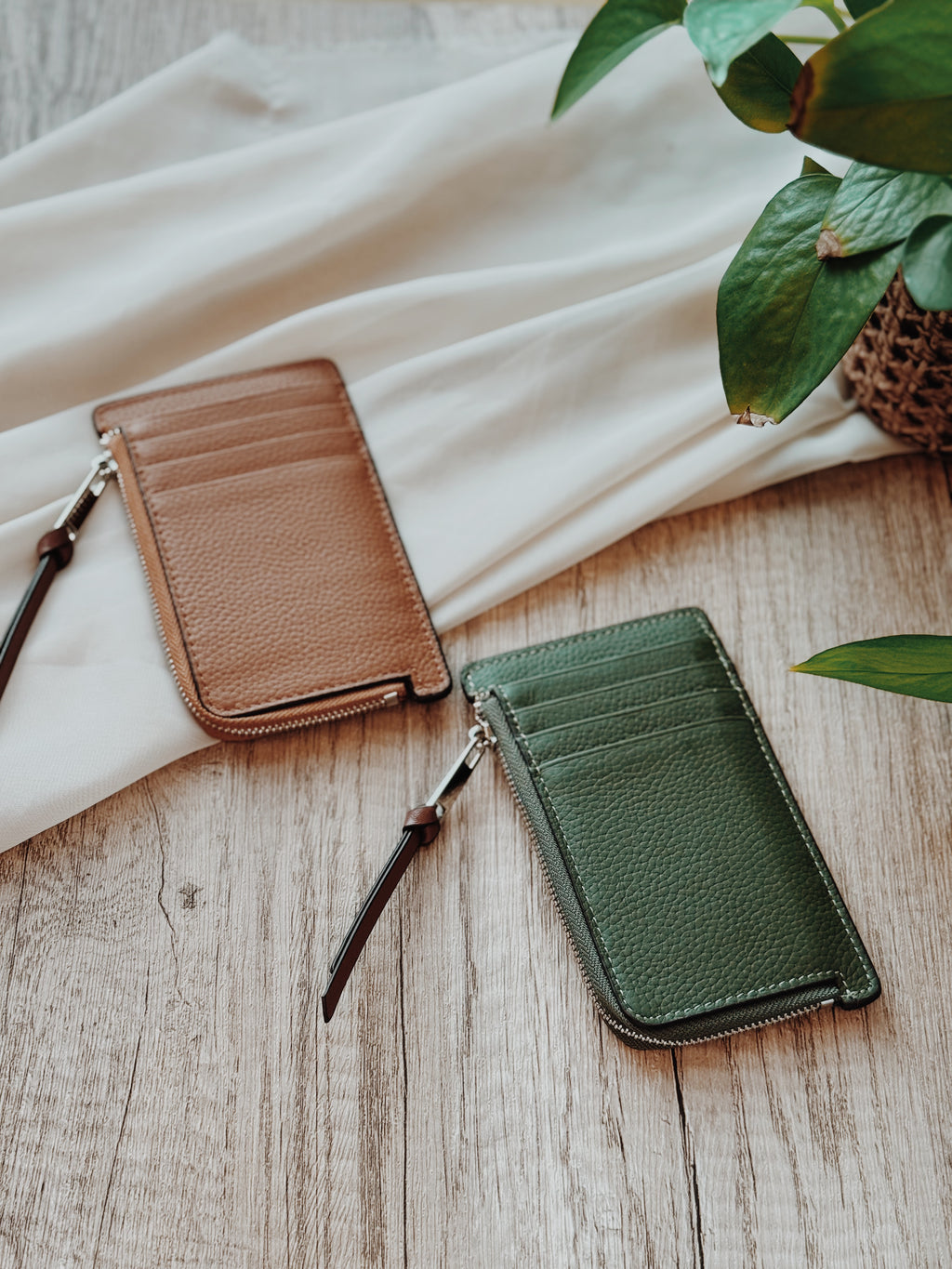 IKI | Dual-Function Card & Coin Holder (Final Finds)