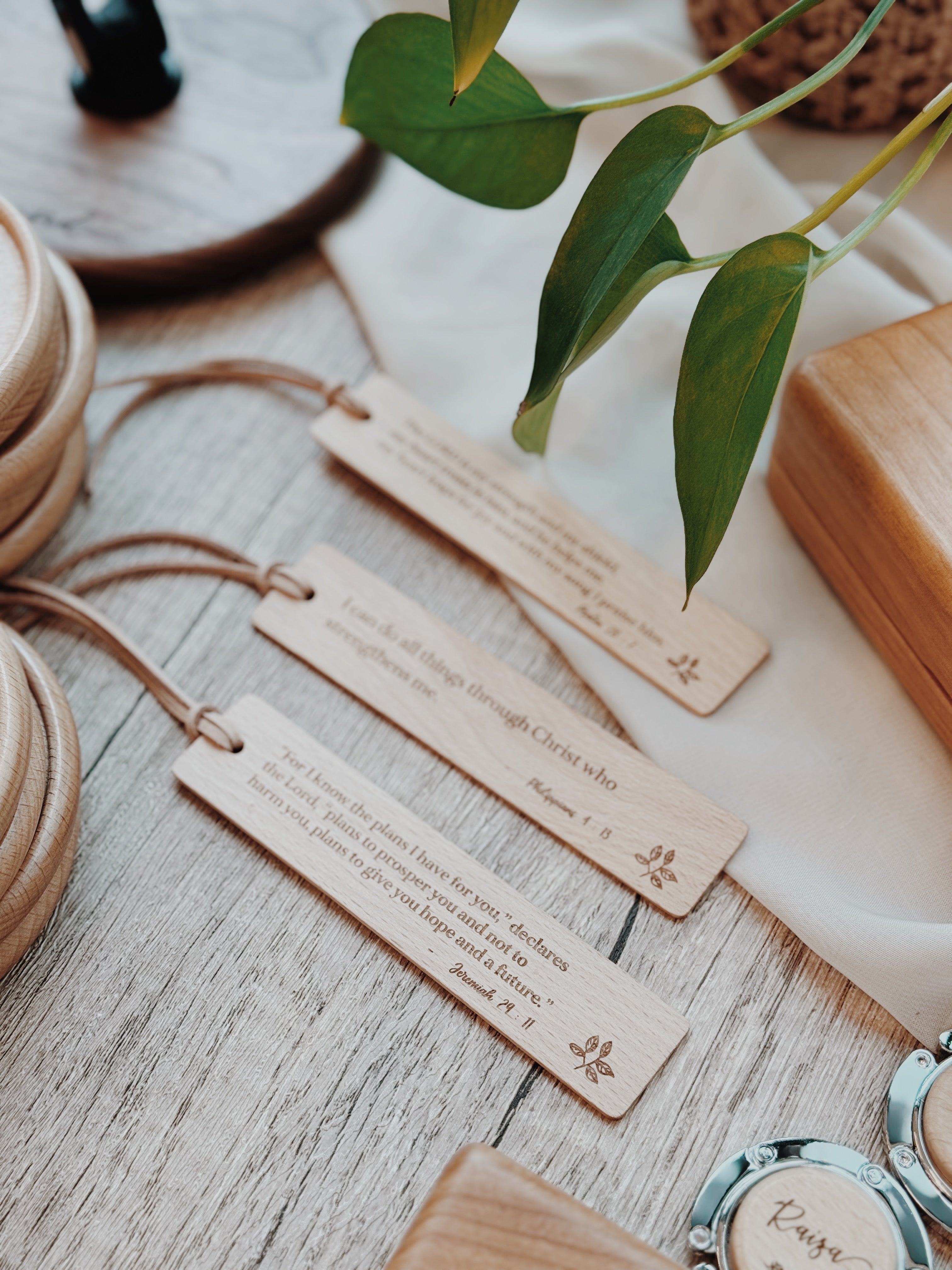NOA | Bookmark