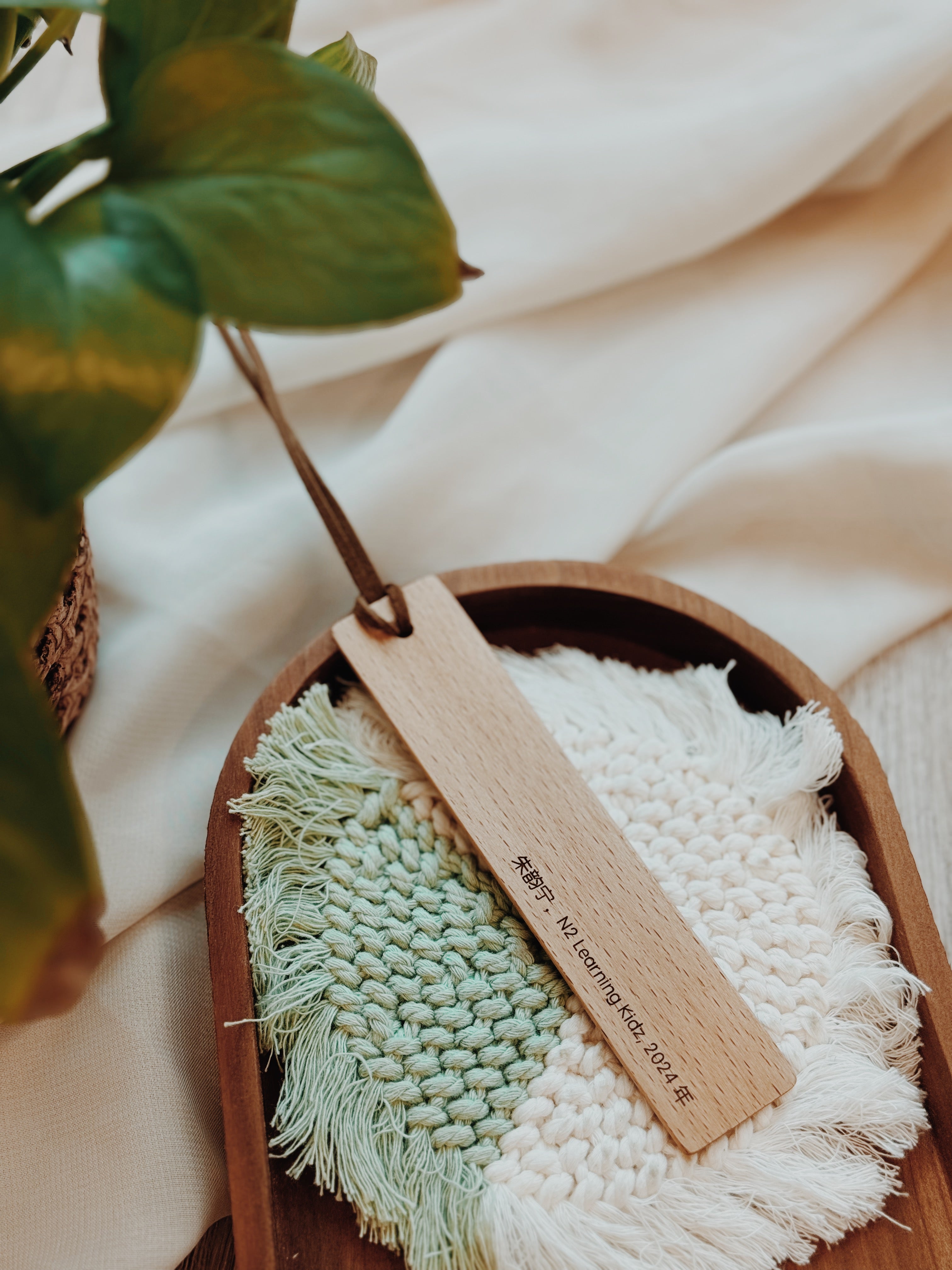 NOA | Bookmark