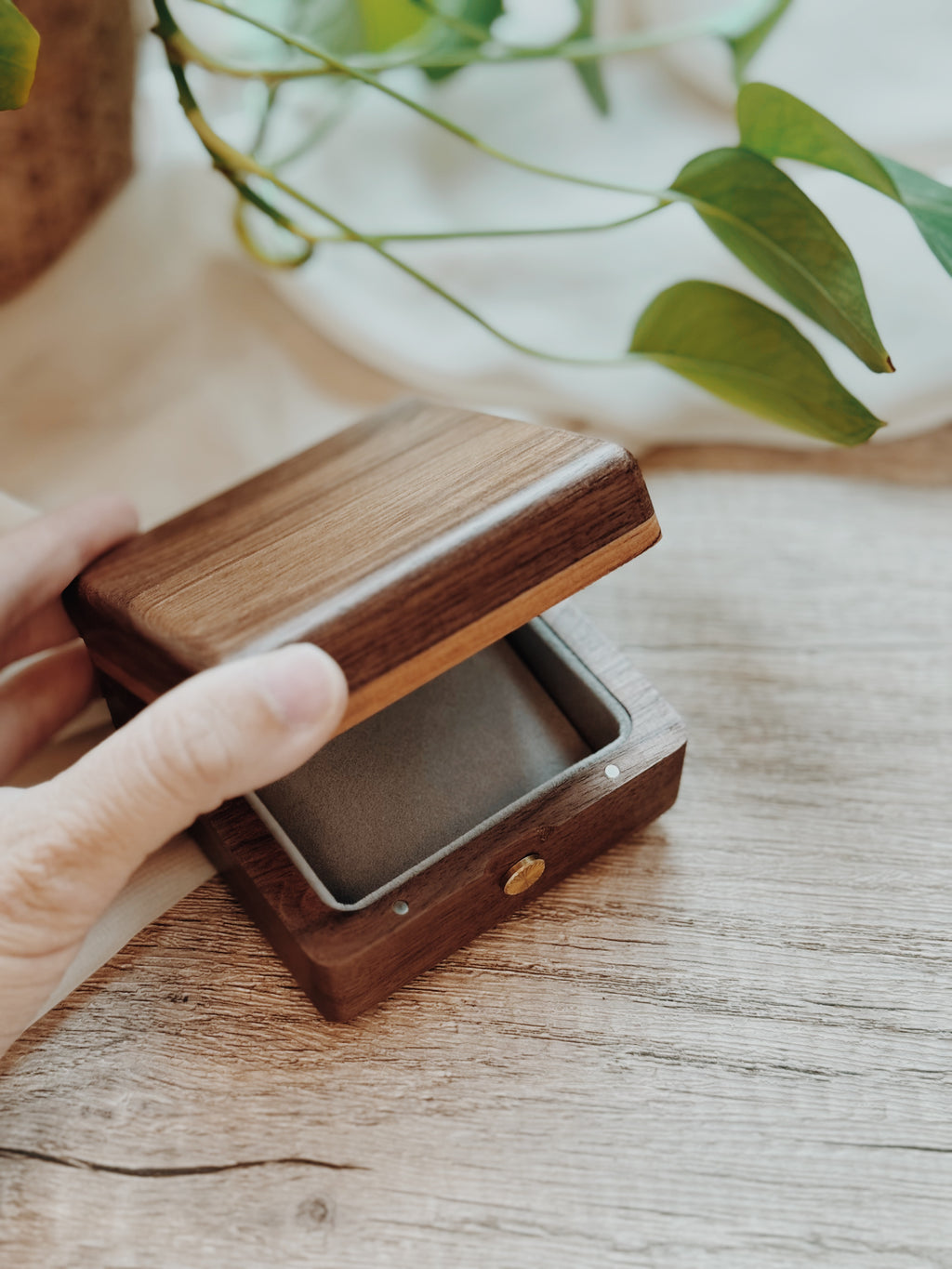 ADORN | Necklace Box [PO]