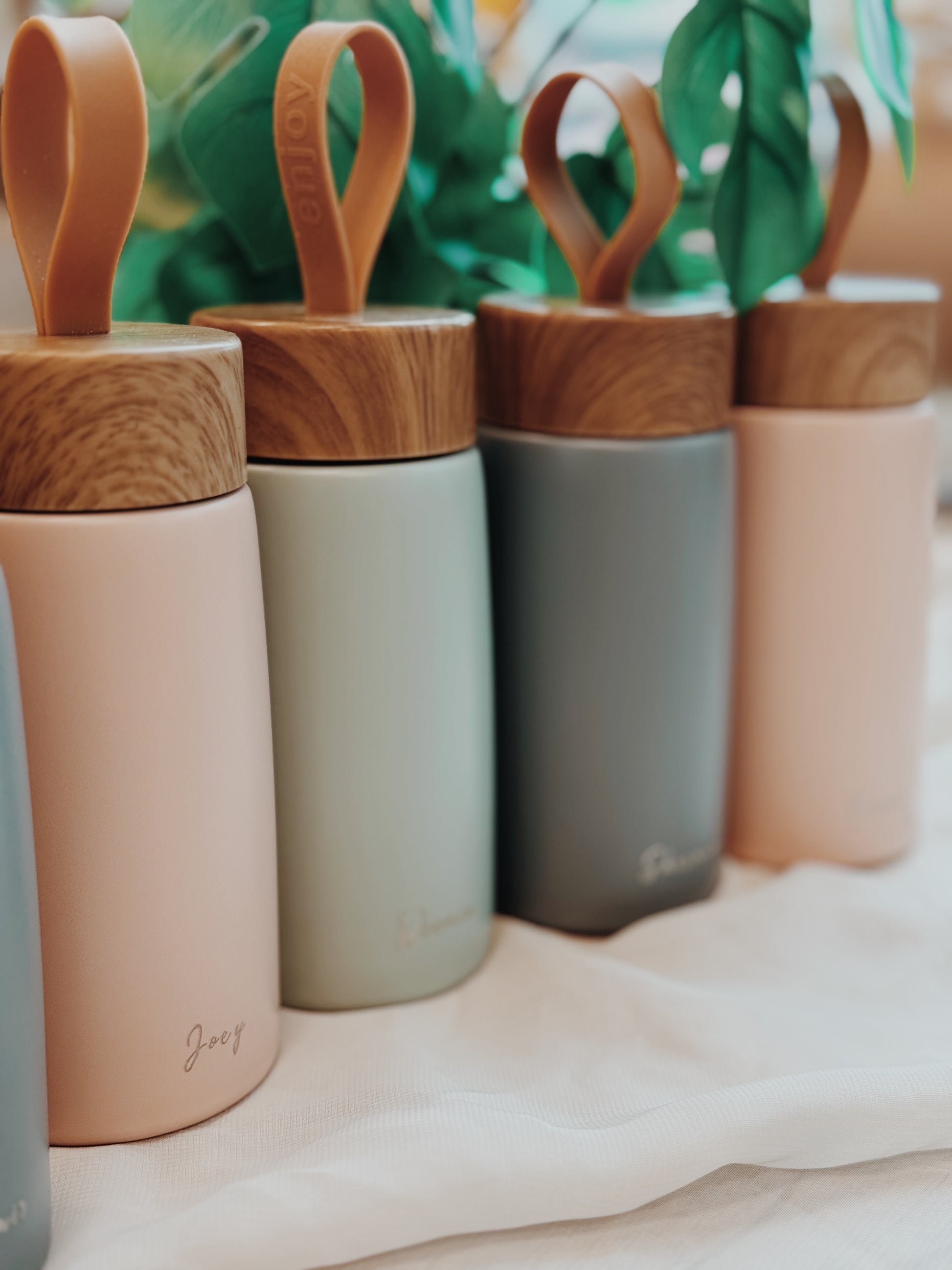 Mini Vacuum Insulated Tumbler – Custom Engraved for Door Gifts & Event Giveaways, Available in Grey, Mint & Peach