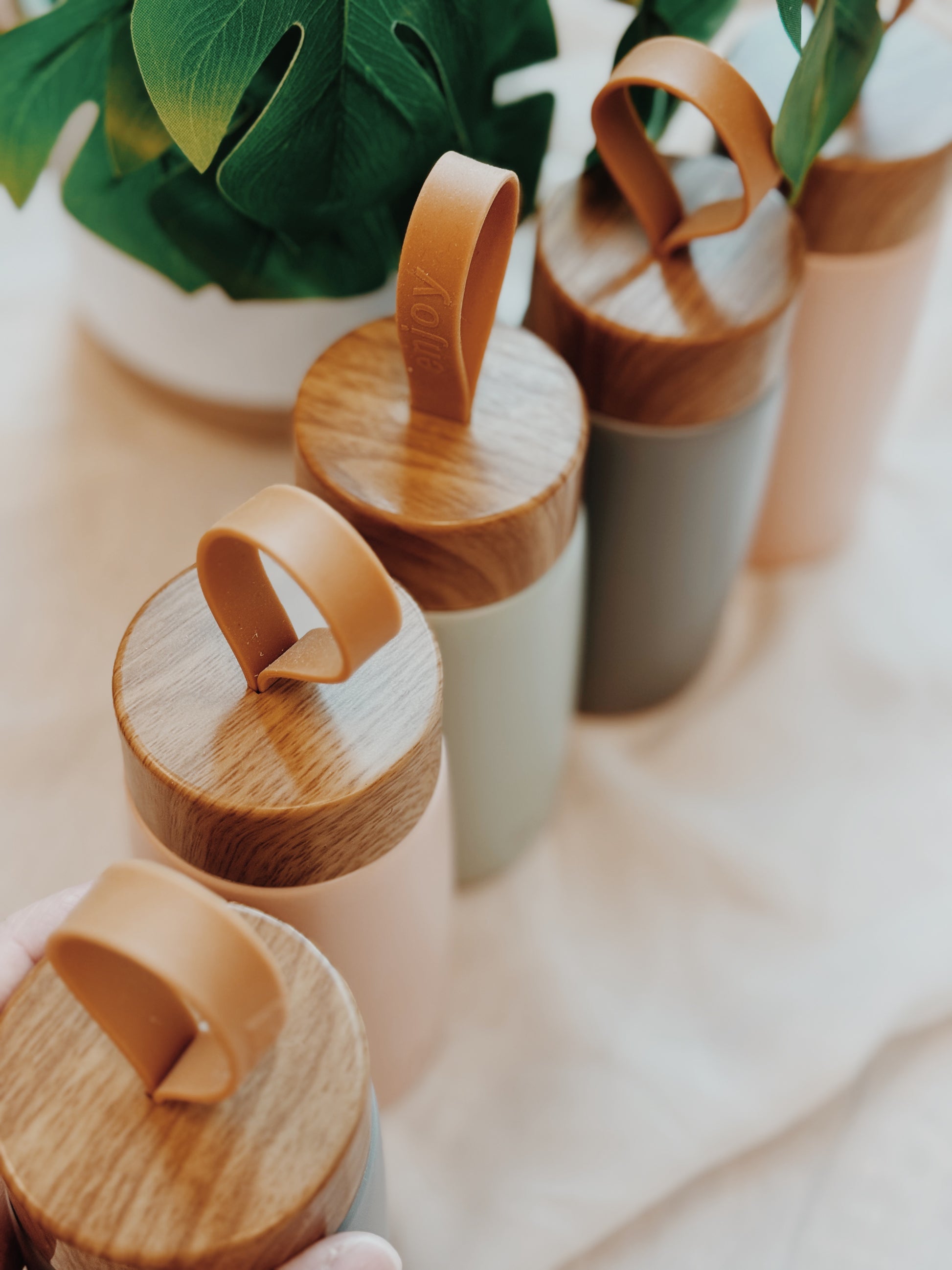 Mini Vacuum Insulated Tumbler – Custom Engraved for Door Gifts & Event Giveaways, Available in Grey, Mint & Peach