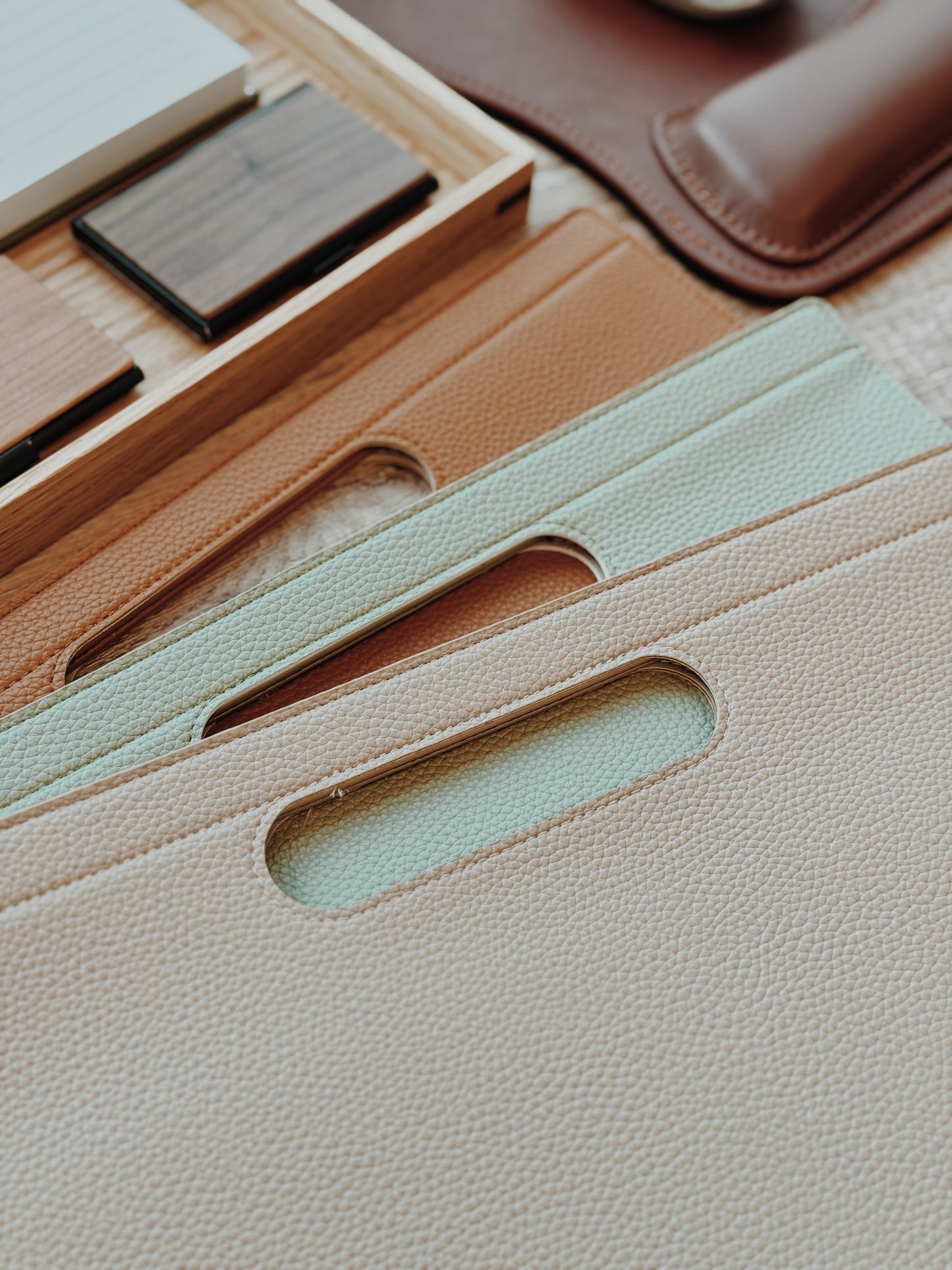 Elegant PU Leather Document Folio – Professional A4 Portfolio for Business, Meetings & Travel