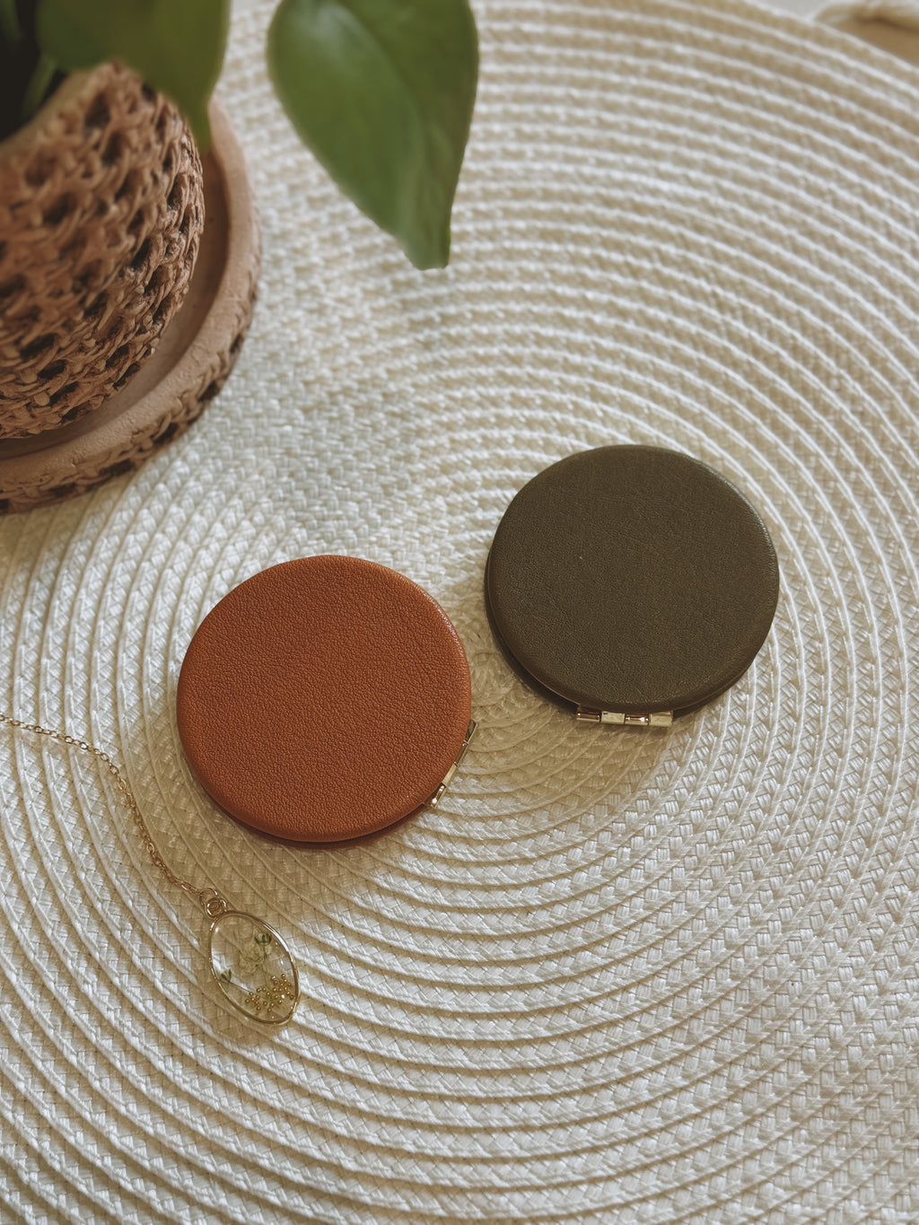 POISE | Bridesmaid Pocket Flip Mirror