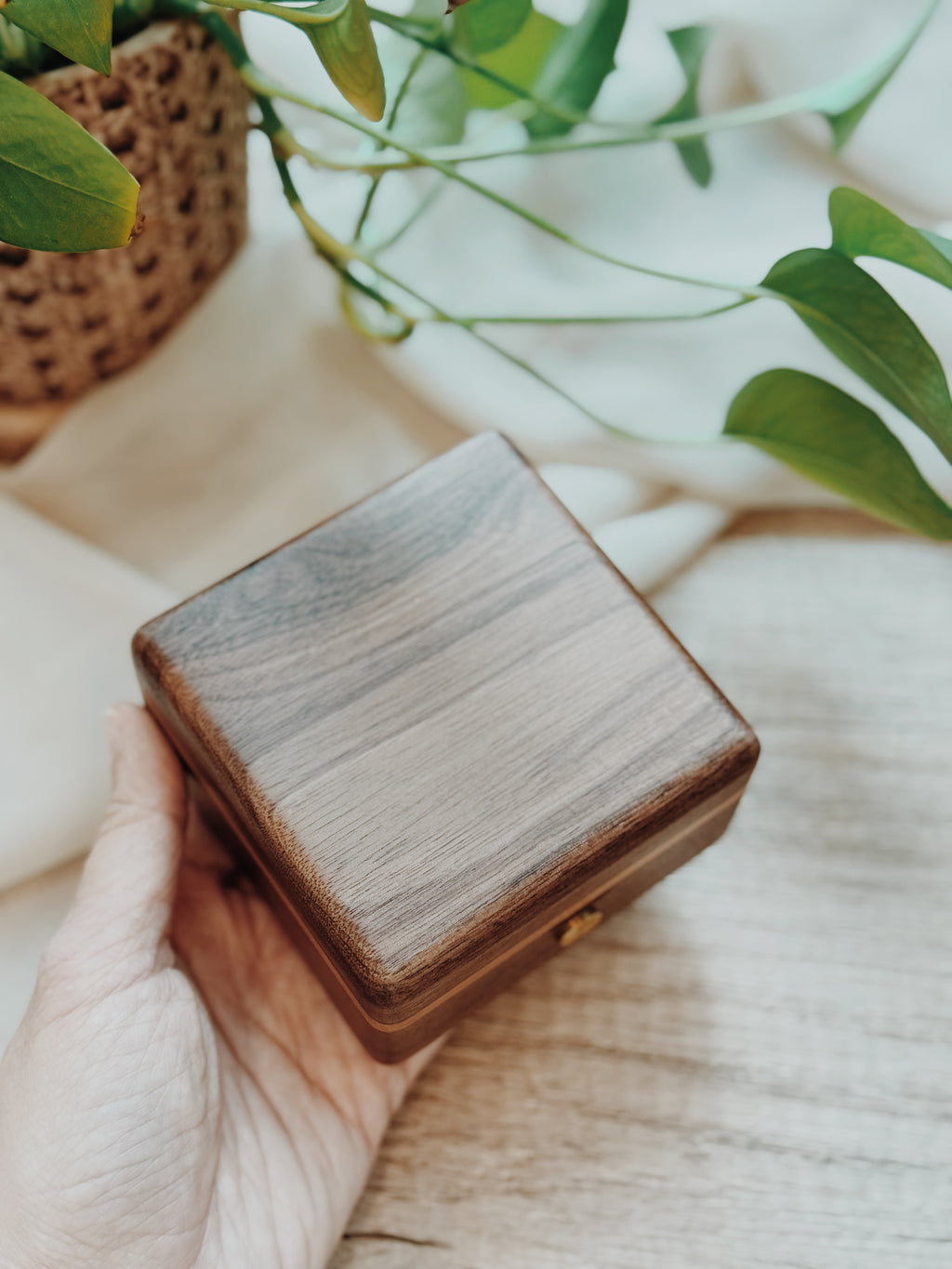 ADORN | Necklace Box [PO]