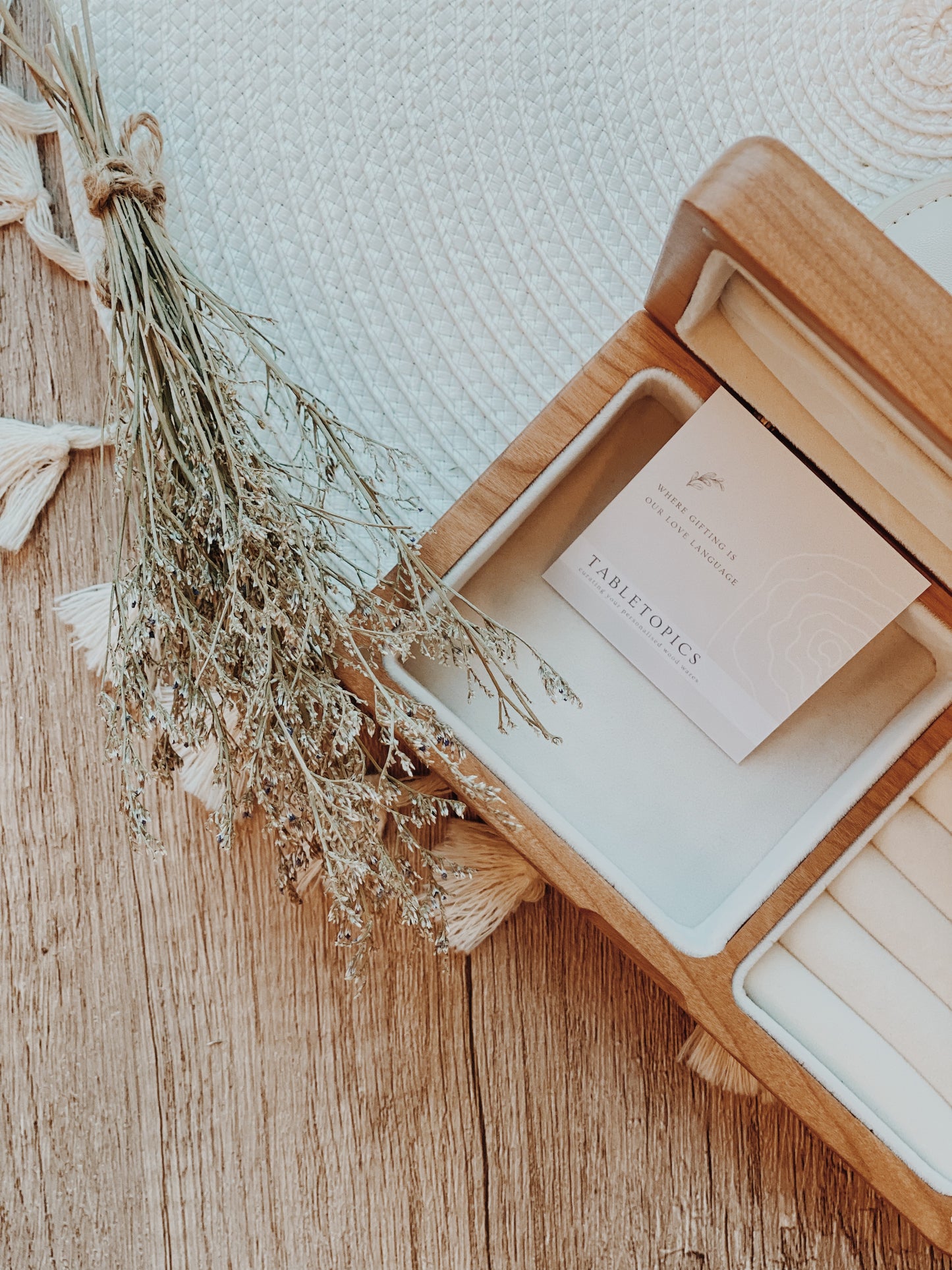 TREASURECOVE | Jewel Box