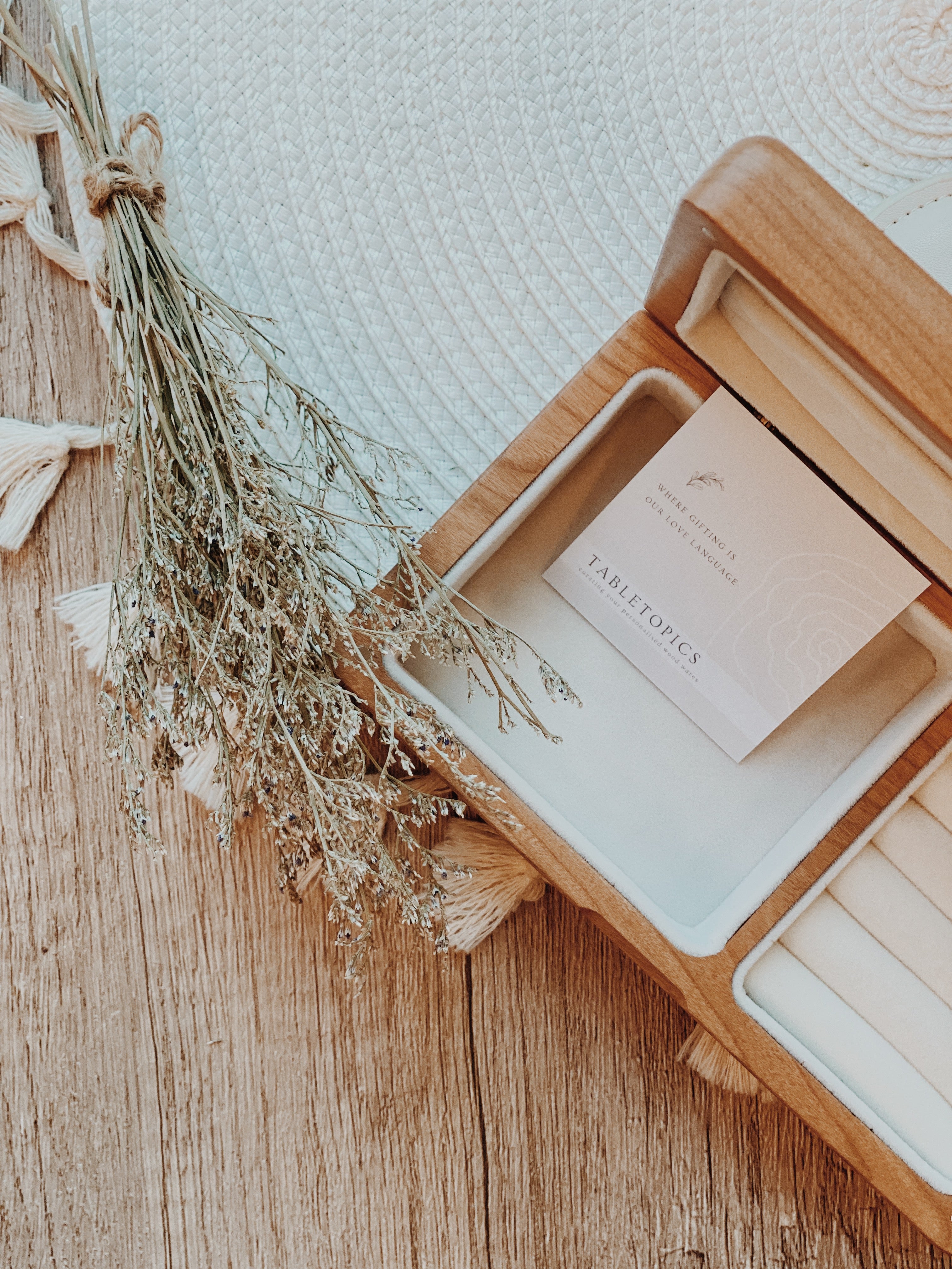 TREASURECOVE | Jewel Box