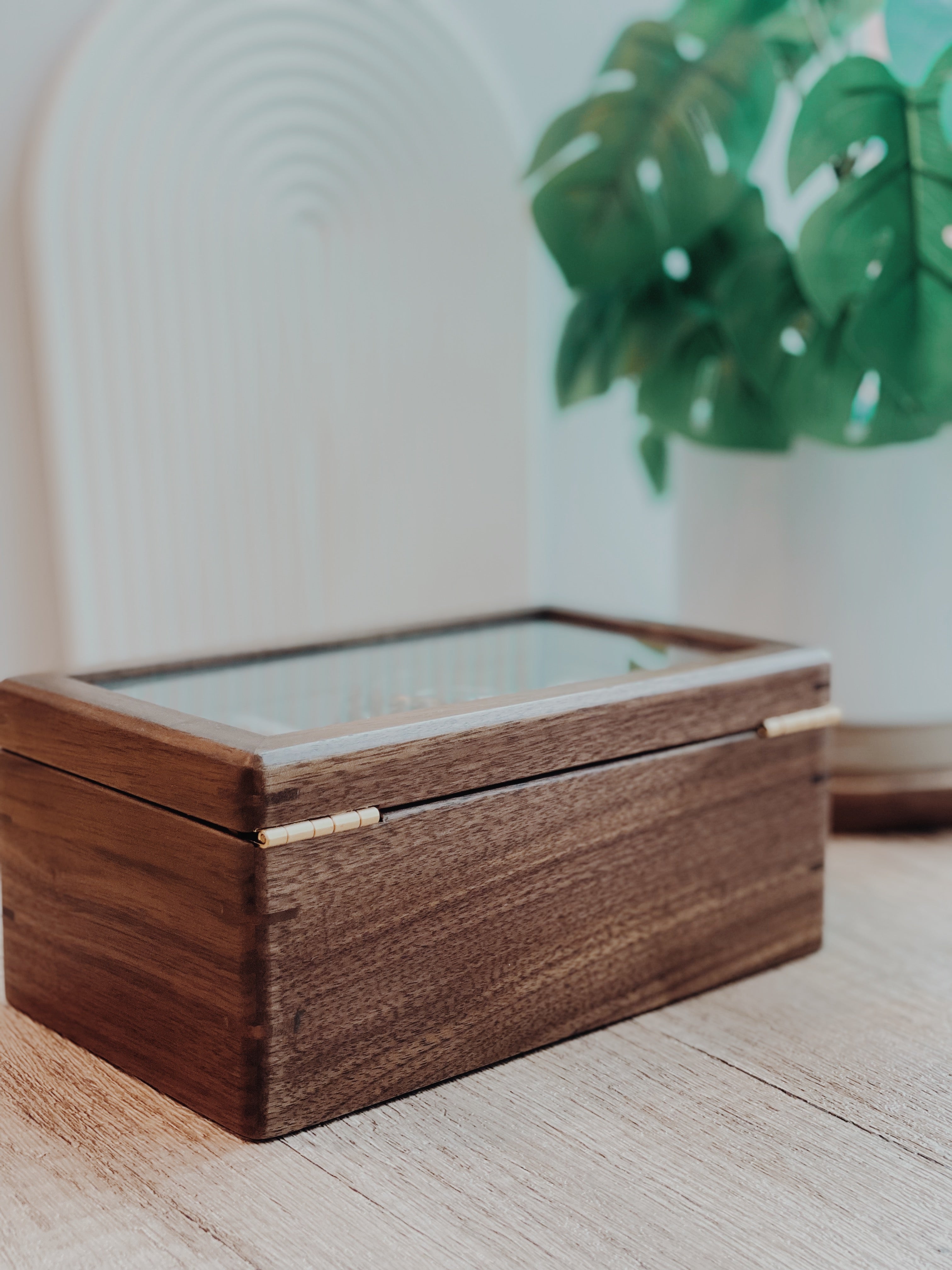 TIMEKEEPER | For 3 Timepieces