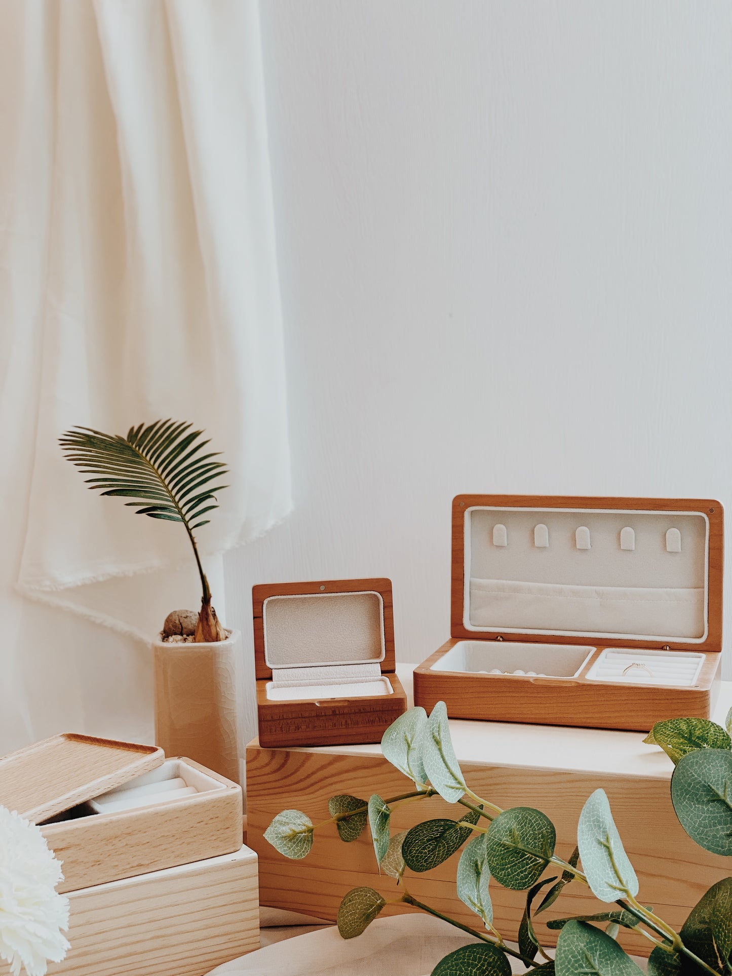 TREASURECOVE | Jewel Box
