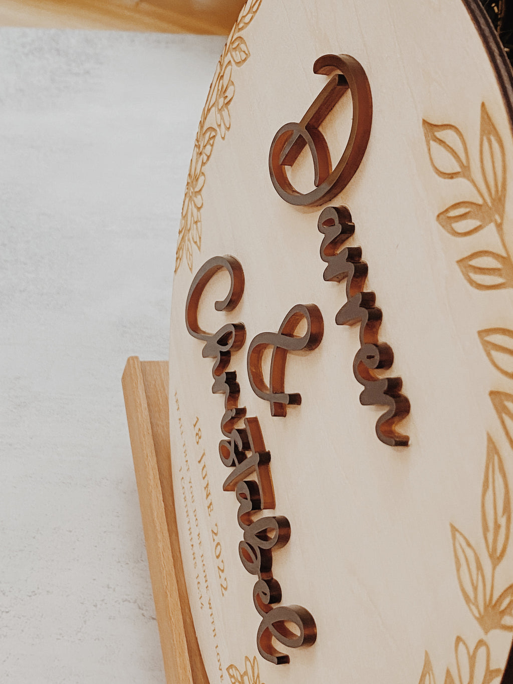 MUSUBI | Foliage Couple Names Signage