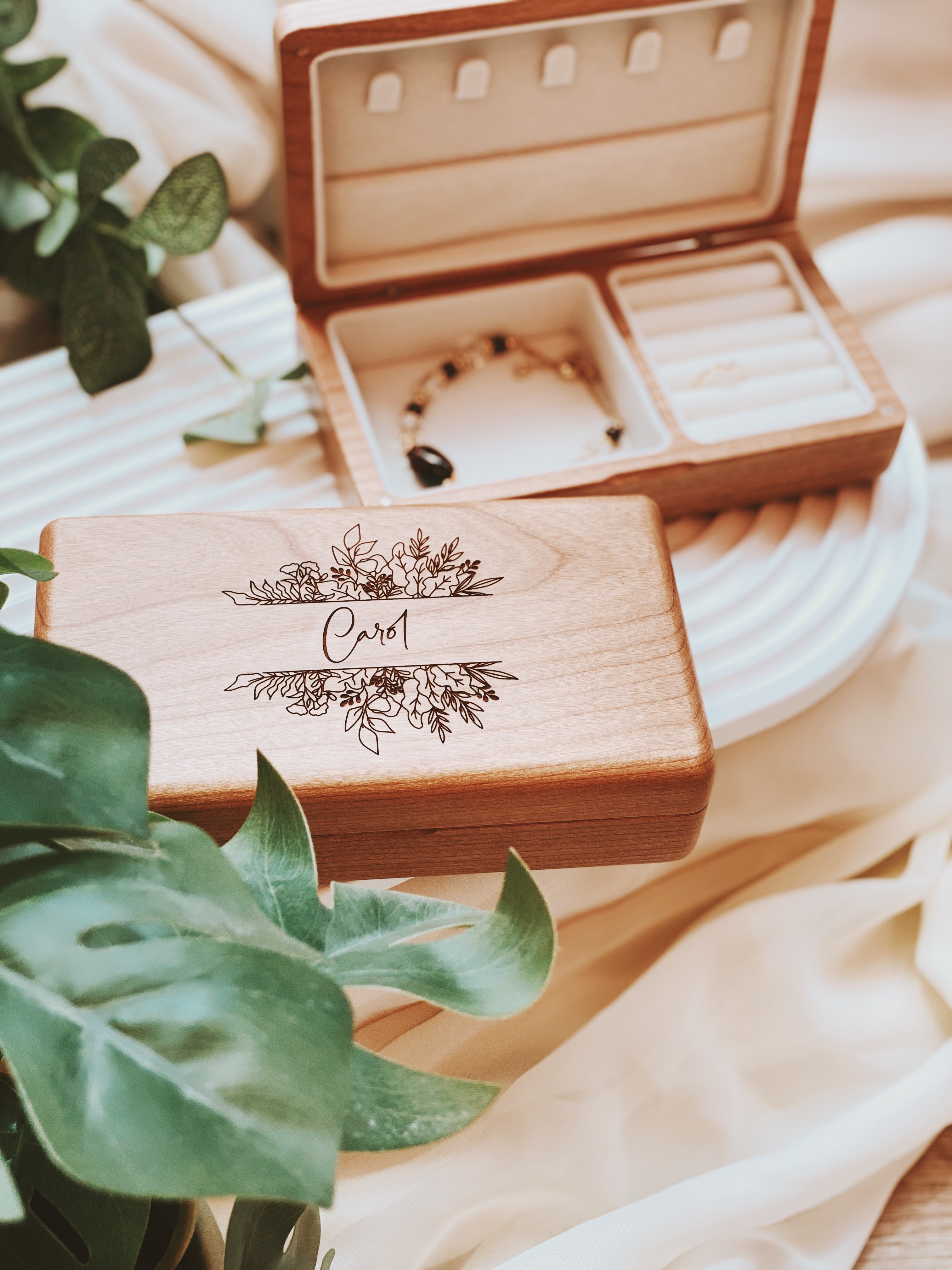 TREASURECOVE | Jewel Box