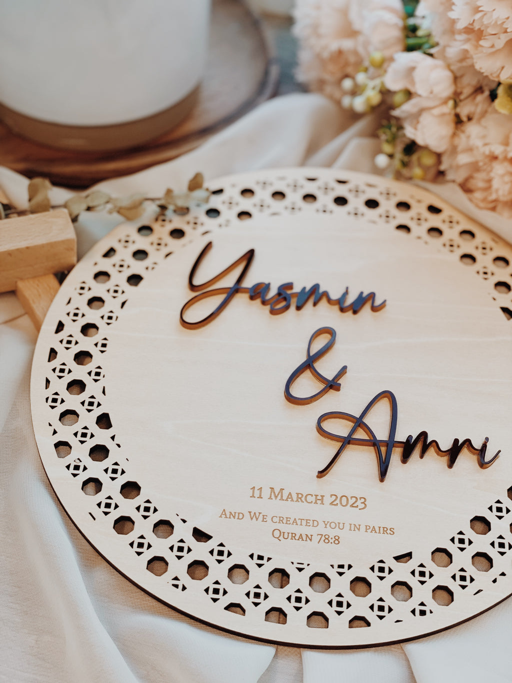 TISSER | Rattan Couple Names Signage