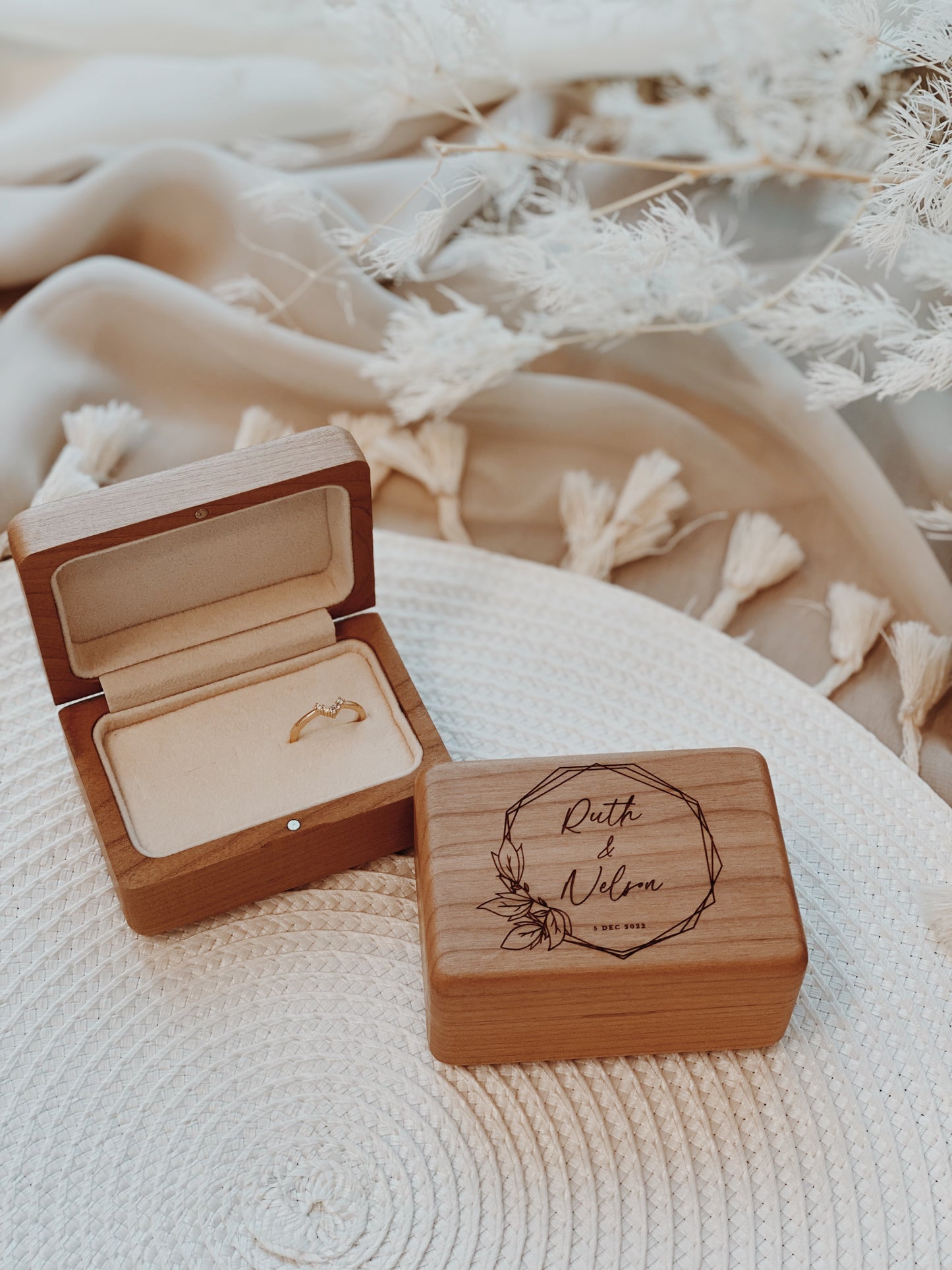 ETERNAL | Couple Rings Box